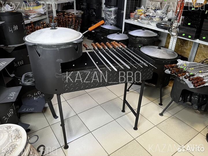 Мангал с подказанником + казан 10 л
