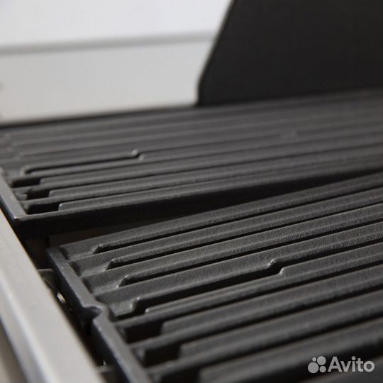 Газовый гриль Broil King Baron S490IR