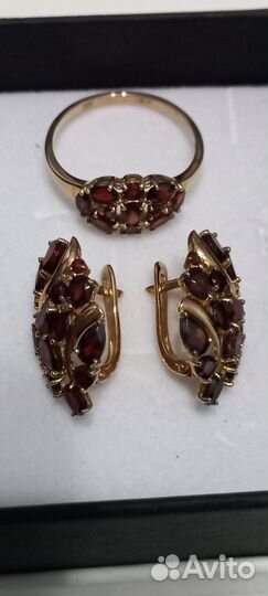 Золотой комплект с гранатом