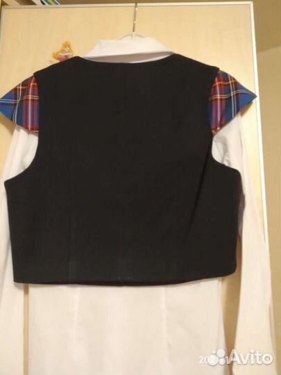 Школьная жилетка