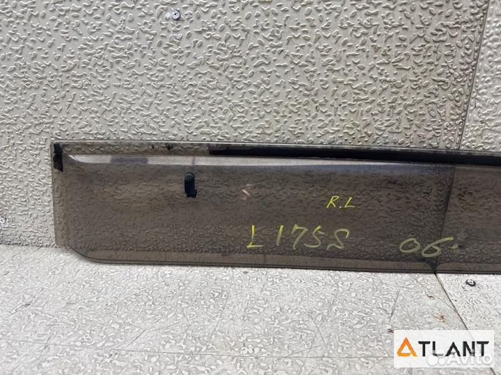 Ветровик задний левый daihatsu move