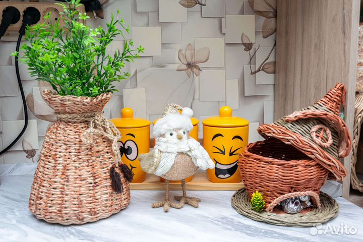 Корзины Плетение из бумажной лозы