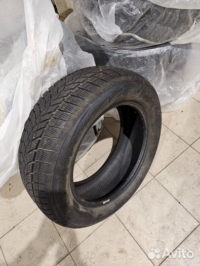Goodyear UltraGrip Ice 225/60 R17 103T
