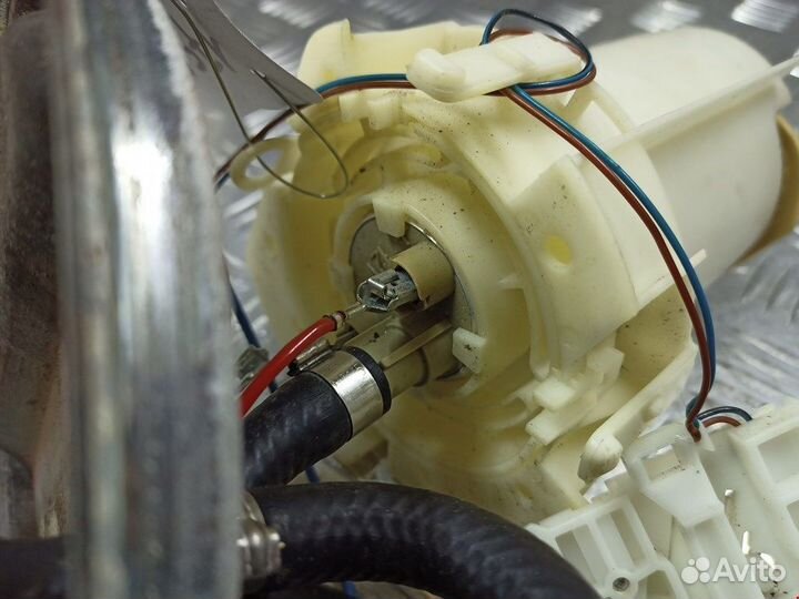 Насос топливный для Opel Vectra B 815037