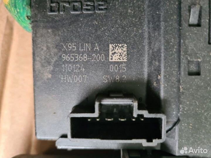 Блок комфорта передний правый Renault Fluence