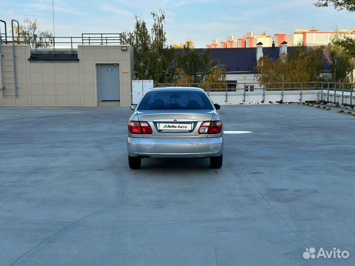 Nissan Almera 1.5 МТ, 2004, 350 000 км