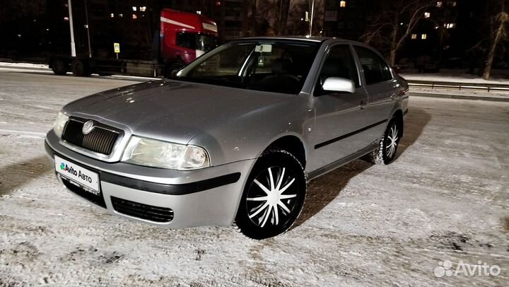 Skoda Octavia 1.4 МТ, 2008, 300 000 км