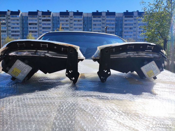 Комплект фар Honda CR-V ll поколение