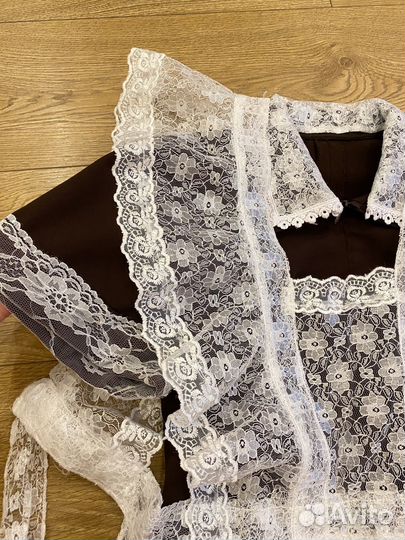 Школьный фартук с платьем