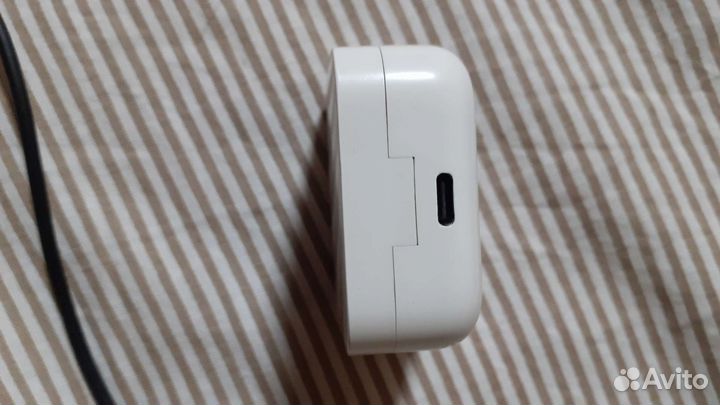 Продам MI TW Eairphones 2 Basic