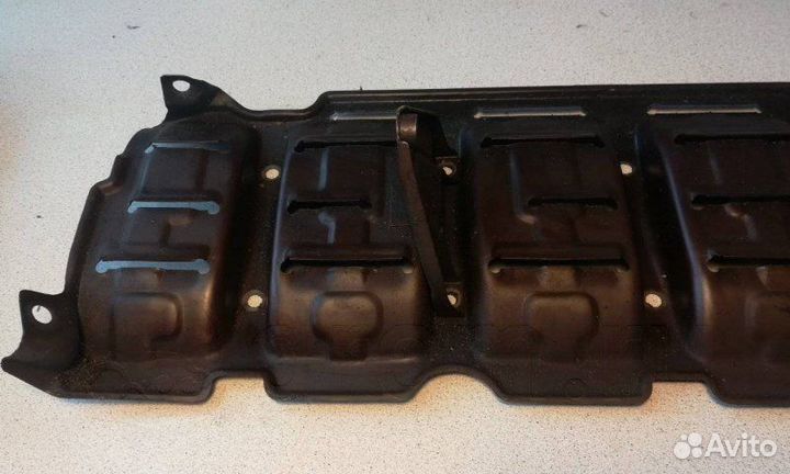 Маслоуловитель Mercedes-Benz S-Class V140 M104