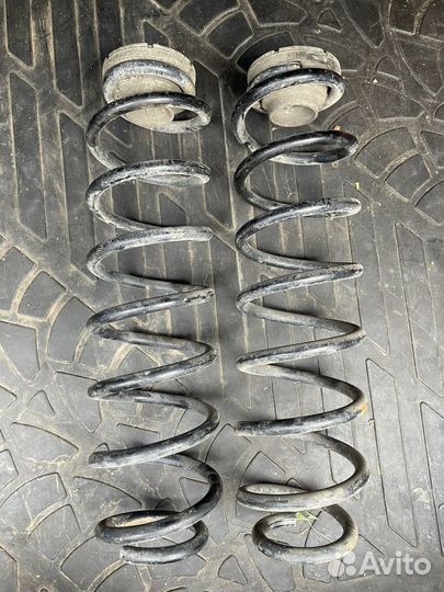 Пружины задние поло седан
