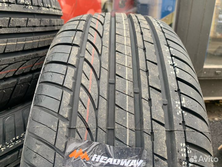 Headway HU901 275/40 R20 106W