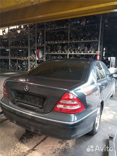 Разобран на запчасти Mercedes C W203 2000-2007