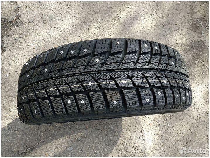 Zeta Antarctica Ice 225/40 R18 92H