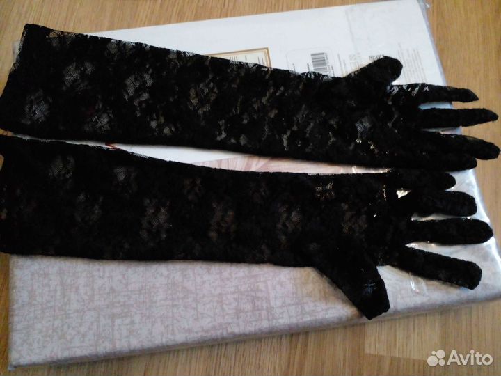 Гипюровые перчатки