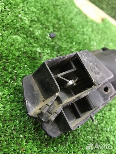 Ручка двери внутренняя передняя правая Audi 80 B3