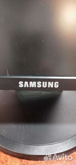 Монитор samsung