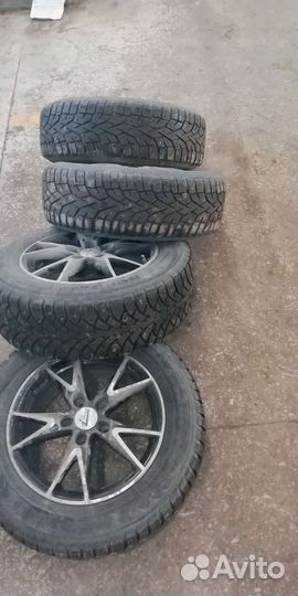 Arctic Trucks AT405 195/65 R15