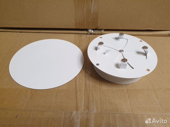 Вентиляционная решетка на магнитах