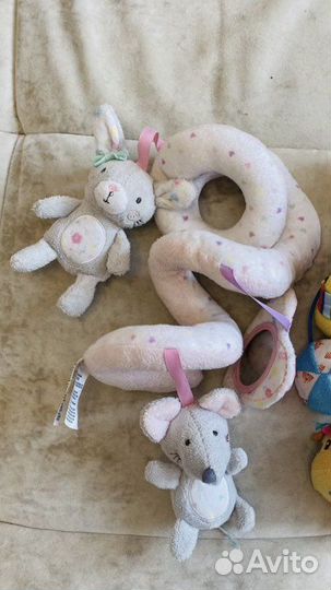 Подвеска-спираль растяжка на кроватку mothercare