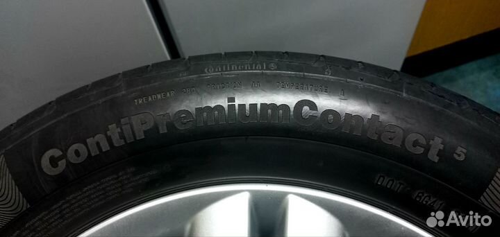Continental ContiPremiumContact 5 225/60 R17 99V