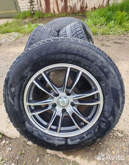 Triangle TR777 215/70 R16