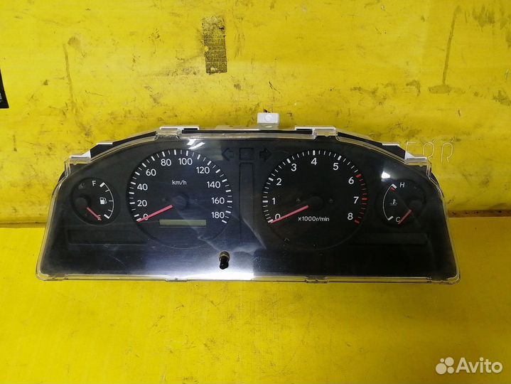 Панель приборов Toyota Carina AT211