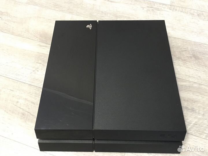 PS4+2 Оригинал.Геймпада,Игры