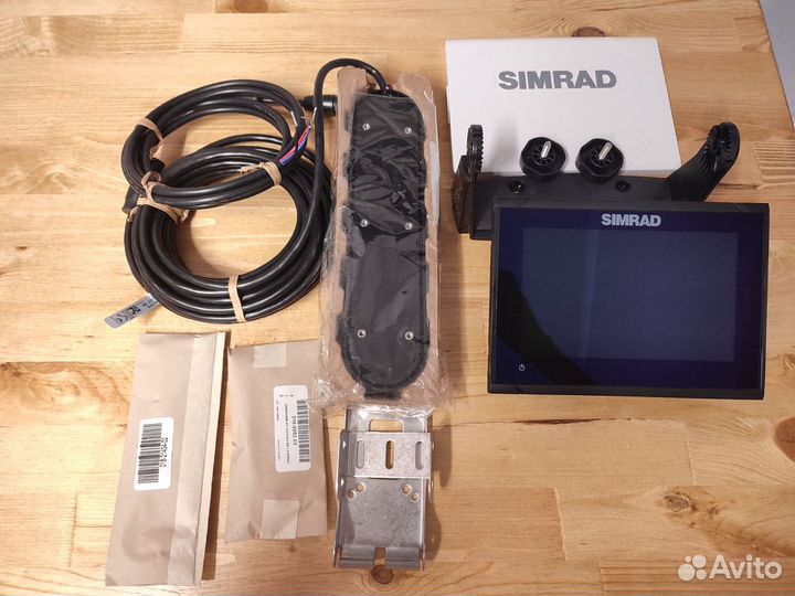 Эхолот Simrad GO7 xse AI 3in1 RUS аналог Elite FS7