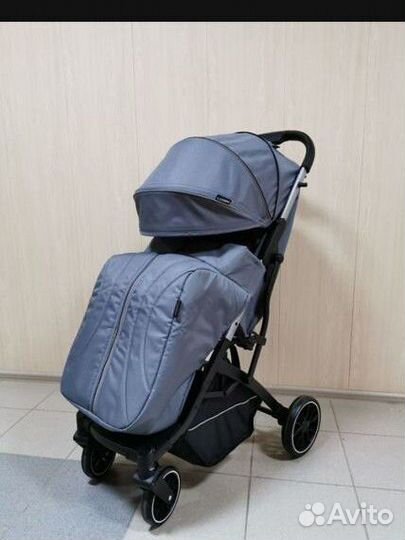 Прогулочная коляска Luxmom v3