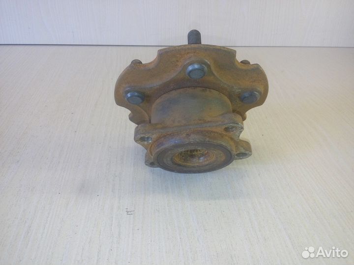 Ступица задняя Toyota Rav 4 2012 год 2.0 4WD