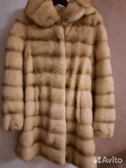 Шуба норковая с капюшоном 42 44
