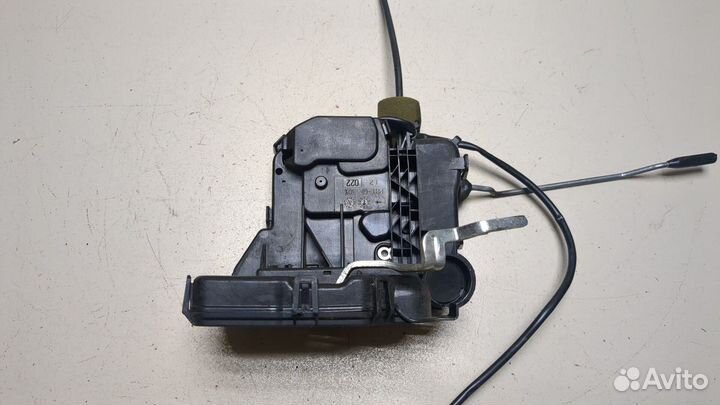 Замок двери Mercedes CLS C219, 2007