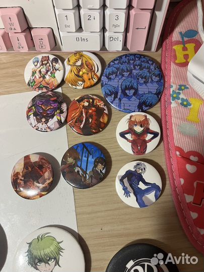 Значки с аниме