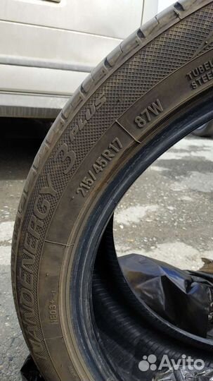 Toyo NanoEnergy 3 Plus 215/45 R17