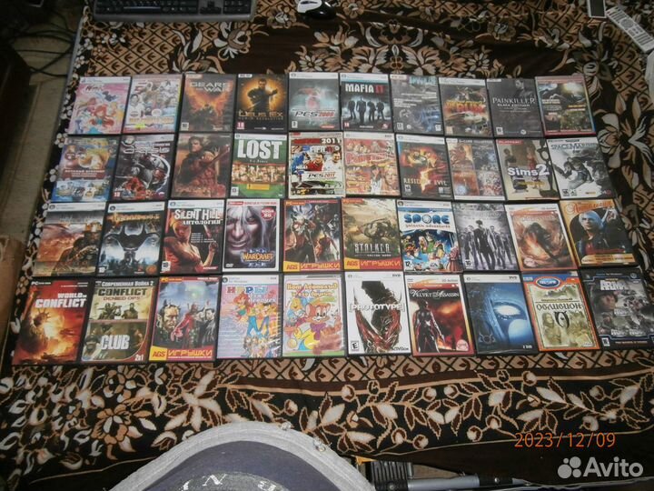 375 дисков С играми для компьютера CD DVD