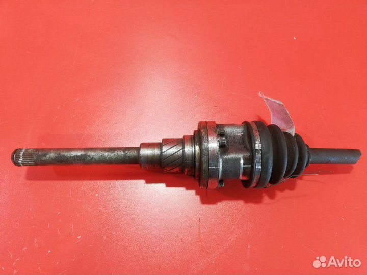 Шрус внутренний передний правый Nissan Sunny B15