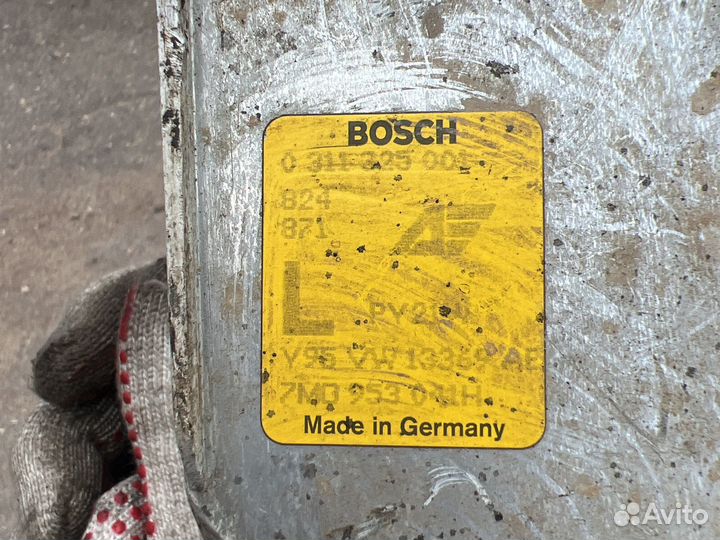 Поворотник левый VW Sharan 95-00 7M0953041H