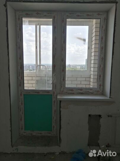 Балконная дверь с окном