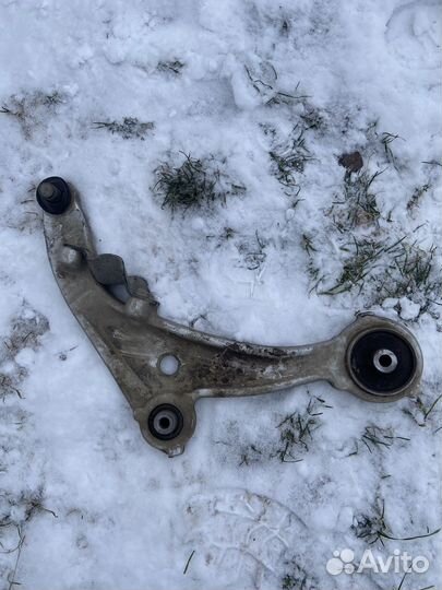 Рычаг передний правый Nissan Teana j32