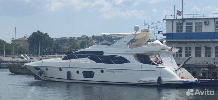 Azimut 62E