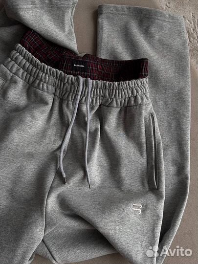 Спортивные штаны модные женские (сезон 2025)