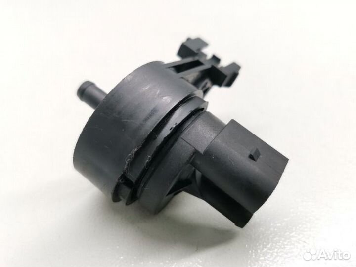 Клапан вентиляции топливного бака Skoda Fabia 6Y2