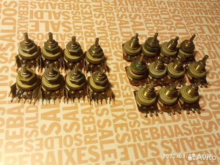 Запчасти для советских гитар времен СССР Jolana