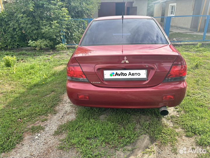 Mitsubishi Lancer 1.6 МТ, 2004, 263 000 км