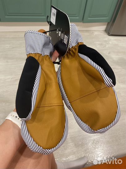 Варежки DC сноубордические М