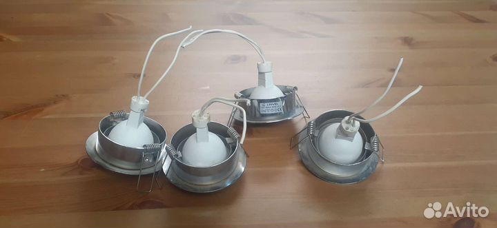 Светильники потолочного освещения