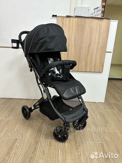 Коляска легкая Comfi go