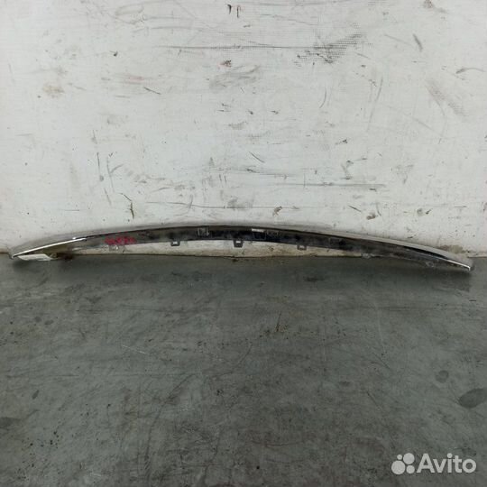 Накладка бампера Хром передняя Toyota Yaris